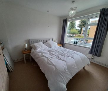 Albany Gardens, Hampton Lane, Solihull - Photo 6