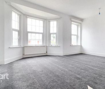 4 bedroom terraced house to rent - Photo 5