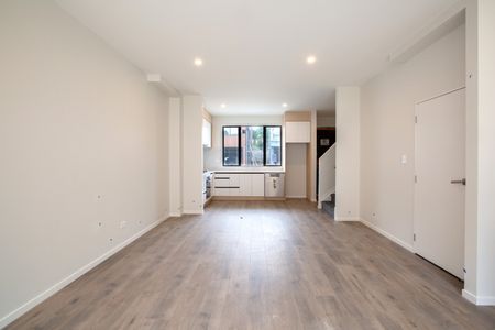 Brand New Townhouse - Photo 4
