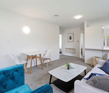Sunny Mt Wellington 2 bedroom unit - Photo 5