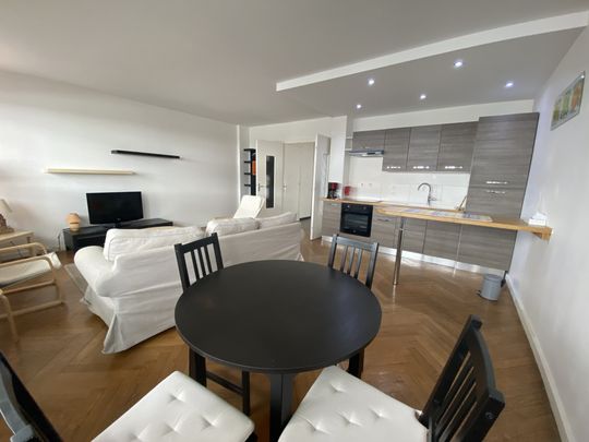 Location Appartement 3 pièces 69m² LYON 6ème - Photo 1
