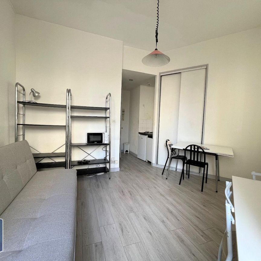 Location Appartement 1 pièce 20m² POITIERS 86000 - Photo 1