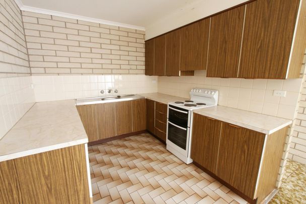 Quite complex - Photo 1