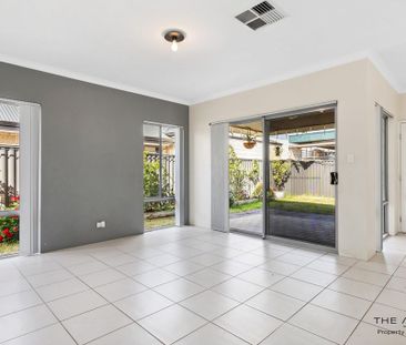 Modern 3-Bedroom Home in Prime Baldivis Location - Photo 4