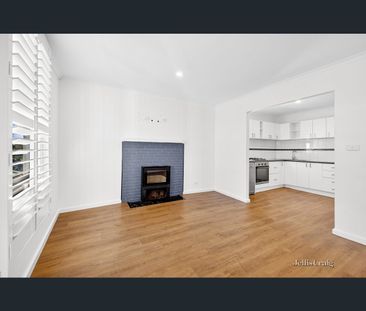 1005A Gregory Street, Lake Wendouree, Vic 3350 - Photo 1