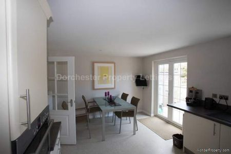 4 bedroom property to rent in Dorchester - Photo 2