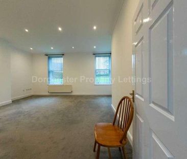 Redwood House, Charminster, DT2 - Photo 1