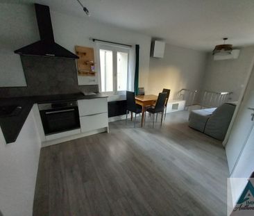 Location Appartement 2 pièces 27m² ROQUEVAIRE 13360 - Photo 3