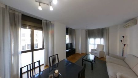 Piso de alquiler en Ronda de Segovia, Imperial - Photo 3