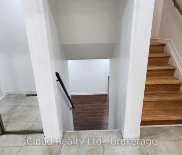 131 VICTOR BOULEVARD - Photo 1