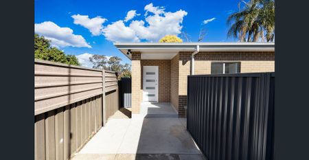 Convenient Location! - Photo 5