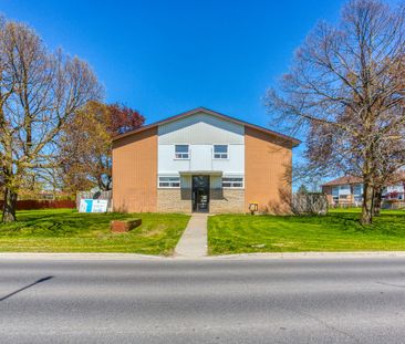 For Lease - 11 Manitou Crescent Unit# #10, Loyalist, Ontario - Photo 2