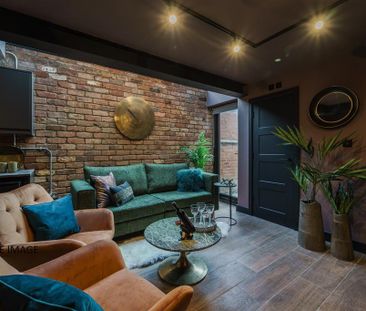 1 bedroom in a house share to rent - Photo 2