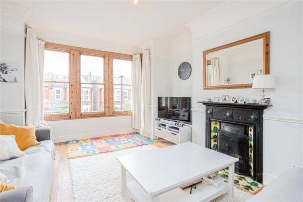 3 bedroom apartment to rent - Photo 1