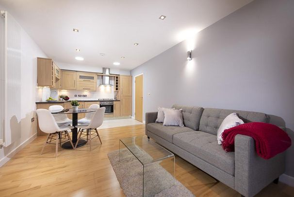 1 bedroom flat to rent - Photo 1