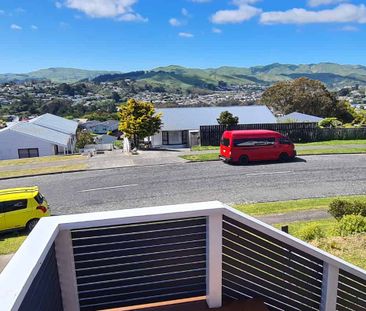 A Gem in Ascot - Photo 1