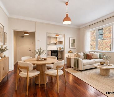 Renovated Art Deco in Convenient Location - Photo 1