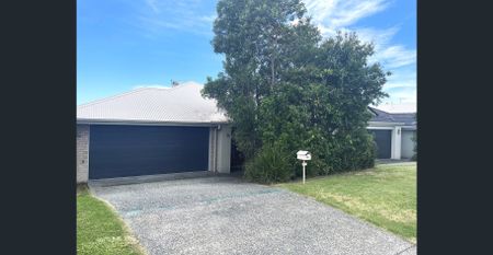 4 Bedroom Family Home In Pimpama - Photo 2