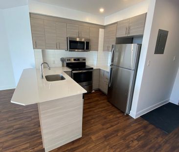 502 - 5475 Westminster, Côte-Saint-Luc - Photo 1