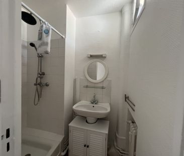 Location Appartement 2 pièces 43m² ST ETIENNE 42000 - Photo 2