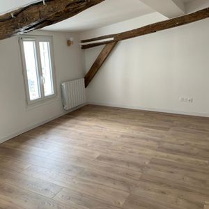 Location Appartement 2 pièces 32m² LAGNY SUR MARNE 77400 - Photo 2