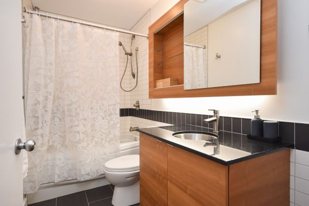 For Lease - 324 LAURIER Avenue Unit# 1206, Ottawa Centre, Ontario - Photo 1