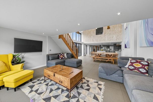 7 bedroom detached house to rent - Photo 1