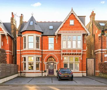 1 bedroom ground floor flat to rent - Photo 1
