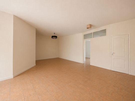 Location Appartement 3 pièces 96m² - Photo 1