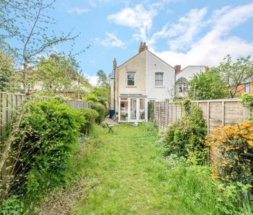 3 bedroom semi-detached house to rent - Photo 6