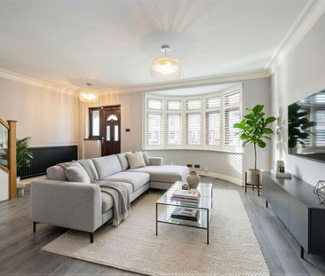 Grenfell Avenue, Hornchurch, RM12 - Photo 1