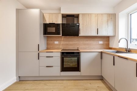 Upper Road, Kennington - Photo 4