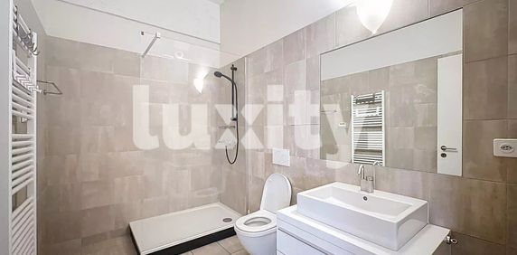 3-room loft-style industrial apartment - Photo 2