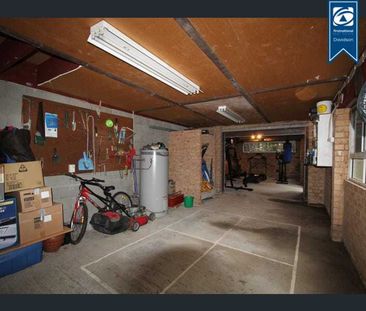 Charming And Large Family Home In Sandy Point - Photo 5