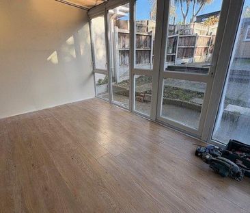 2 bedroom semi-detached house to rent - Photo 3