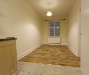 2 Bed Flat, Narborough Road, LE3 - Photo 5