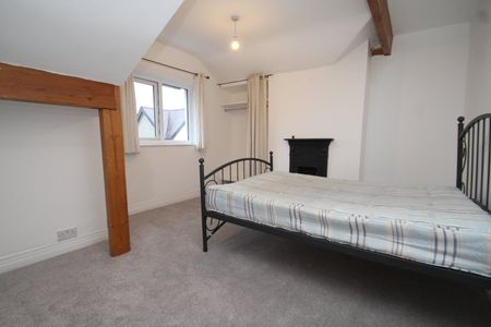 4 bedroom terraced house to rent - Photo 2