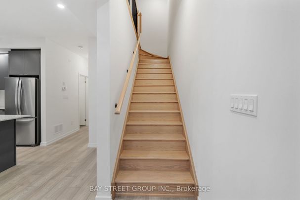 For Lease - 22 Lytham Green Circle Unit# 18, Newmarket, Ontario - Photo 1