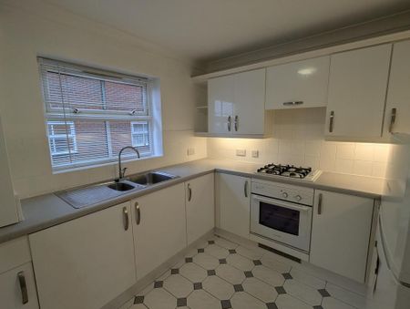 1 bedroom flat to rent - Photo 3