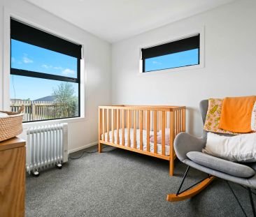 Modern New build Home - Photo 2