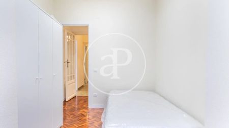 Piso de alquiler en Carrer del Comte D'altea, Gran Via - Foto 3