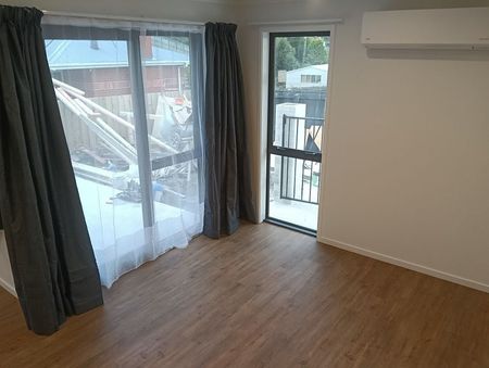 New 3 bed home for winter - Photo 4