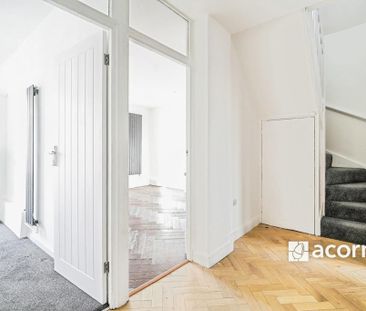 3 bedroom flat to rent - Photo 6