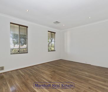 Spacious Family Living in a Quiet Carramar Location - Photo 6