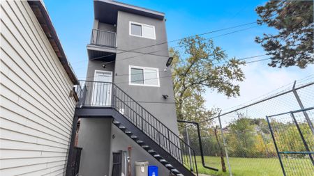 For Lease - 646 Lansdowne Avenue Unit# 4, Toronto, Ontario - Photo 4