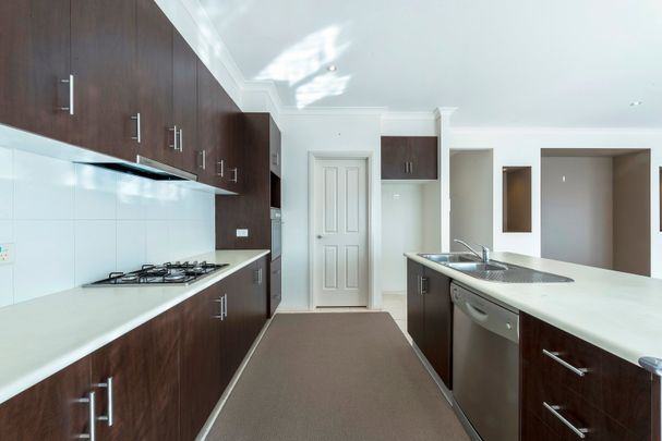 Beautiful, well maintained home! - Photo 1