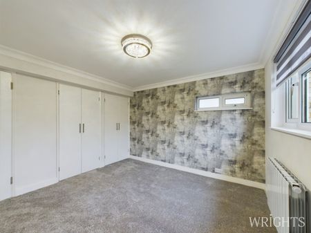 1 bedroom Apartment - Robins Way, Hatfield - Photo 5