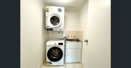 Modern 2 Bed Apt Near Fish Market - Photo 5