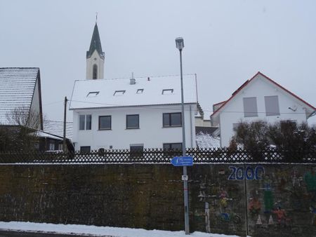 Helle 3,5 Zimmer Wohnung 1. OG mit Balkon, Stellplatz, Garten in 72348 Rosenfeld Heiligenzimmern ab sofort zu vermieten - Photo 5