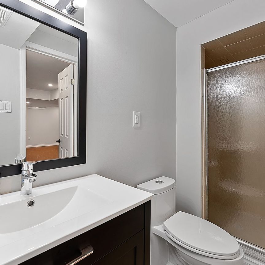 For Lease - 2154 Kingsridge Drive, Oakville, Ontario - Photo 1